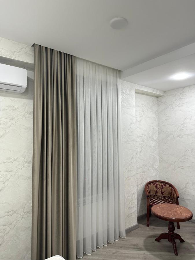 Royal Renaysance Hotel Yerevan Exterior photo