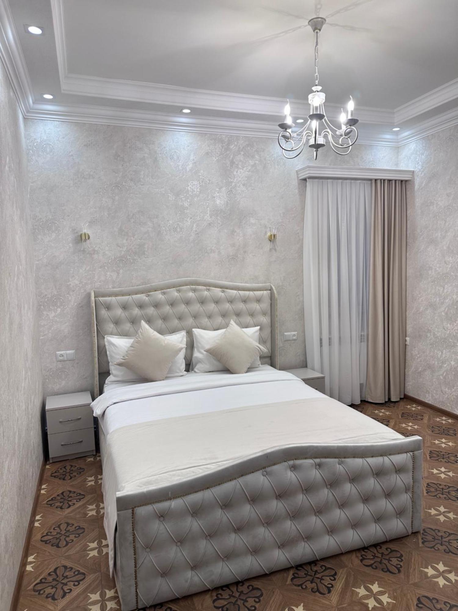 Royal Renaysance Hotel Yerevan Exterior photo