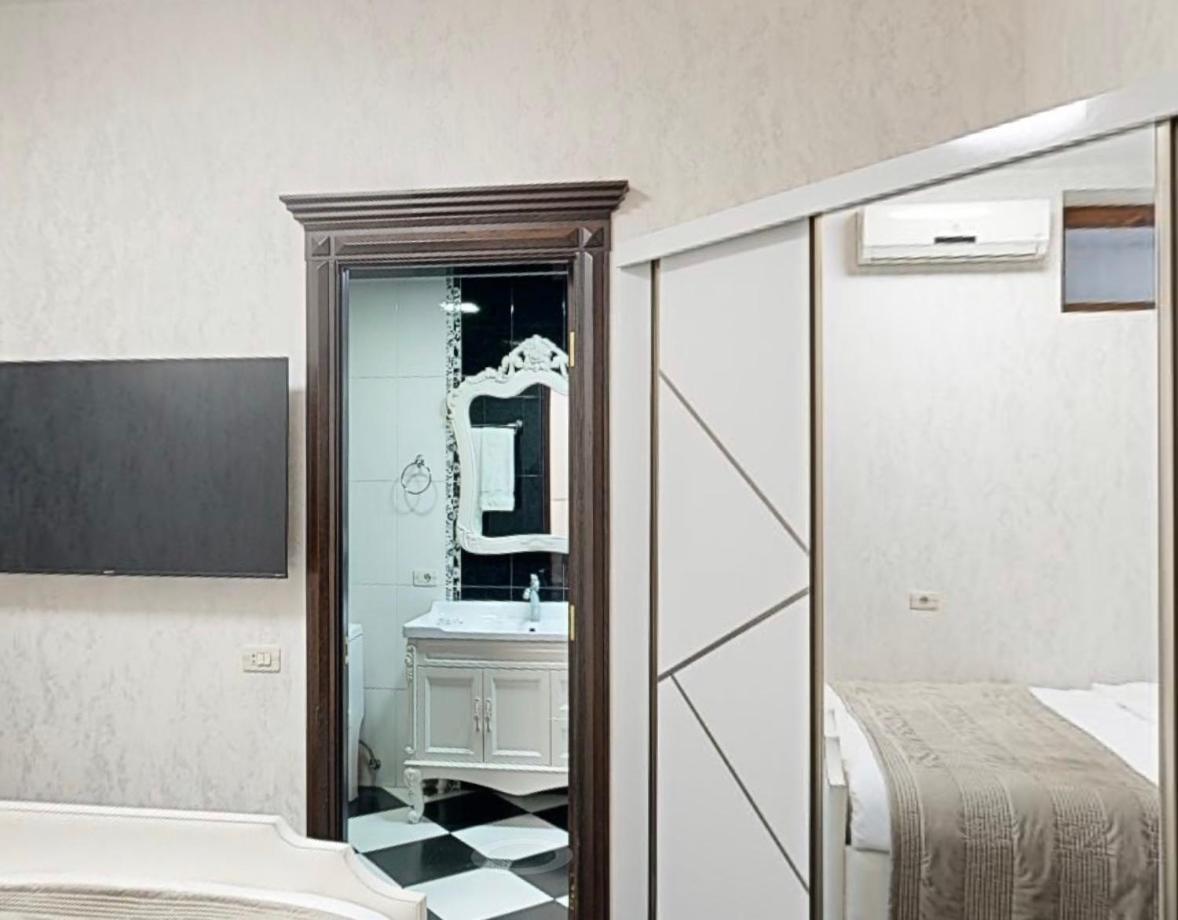 Royal Renaysance Hotel Yerevan Room photo