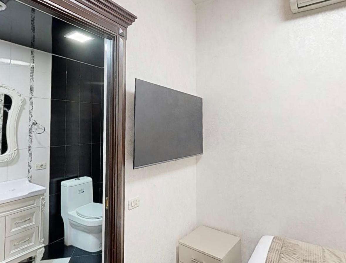 Royal Renaysance Hotel Yerevan Room photo