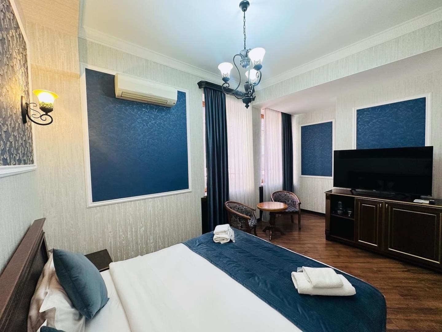 Royal Renaysance Hotel Yerevan Exterior photo